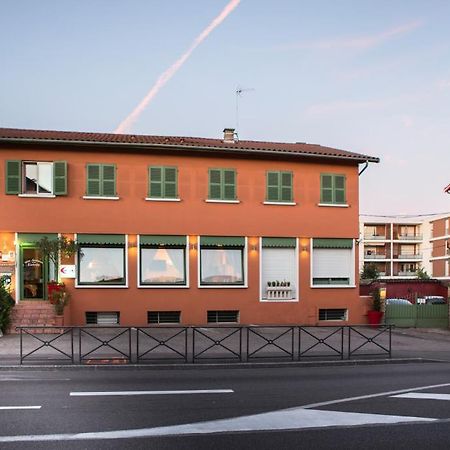 Auberge De La Vallée Francheville  Exterior foto